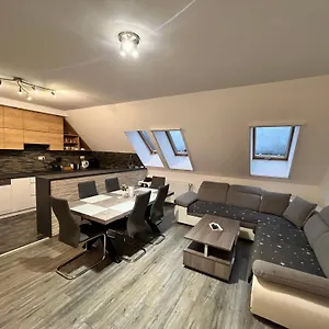  Apartmán Rediapartmanok