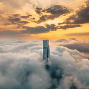 The Ritz-carlton, 5*, הונג קונג סין