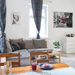  Apartmán Dora Near Buda Castle With Parking!