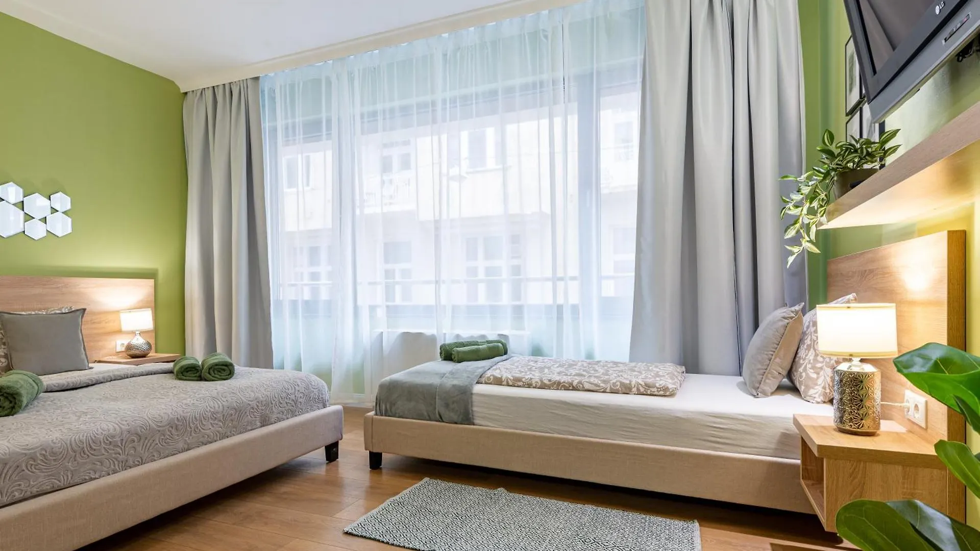 Budapest Holidays Apartments & Spa