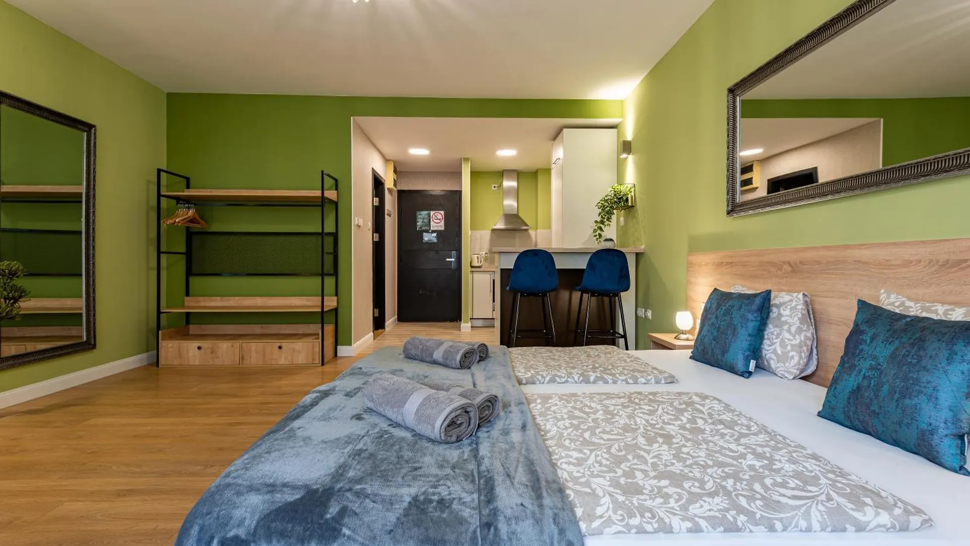 Budapest Holidays Apartments & Spa