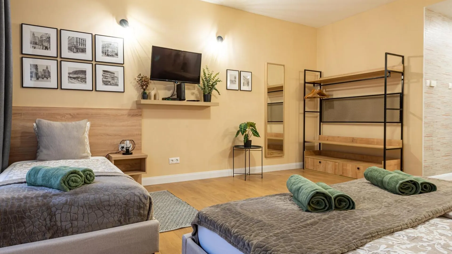 Budapest Holidays Apartments & Spa