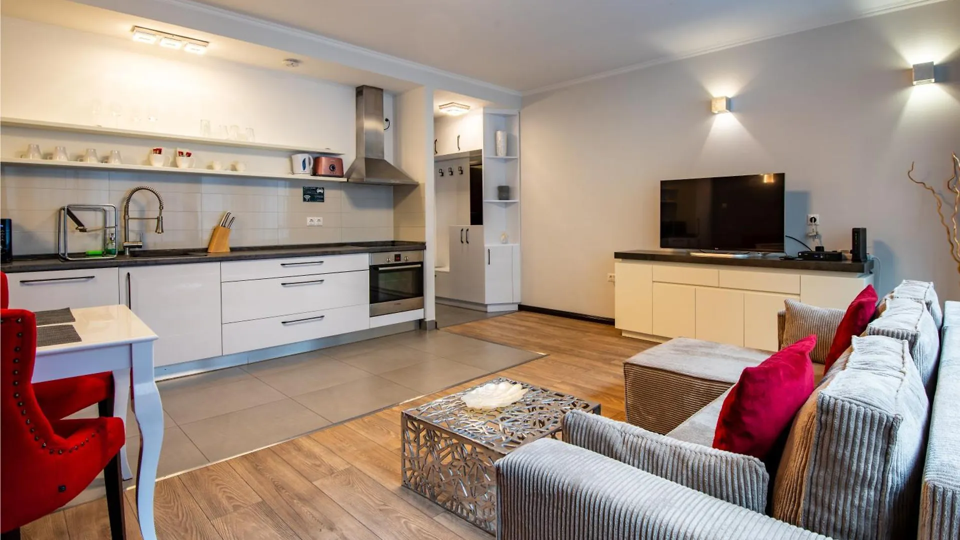 Budapest Holidays Apartments & Spa 0*,